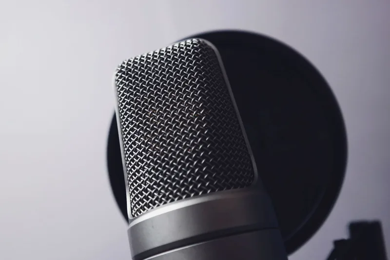 Professional condenser microphone for narration and voiceover recording